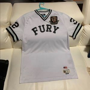 Men hustle gang shirt medium